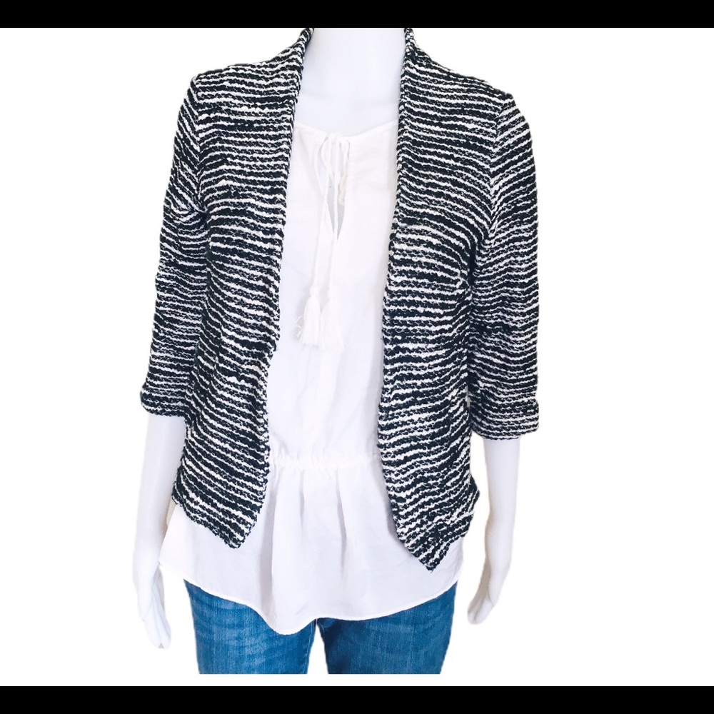 H&M Black Textured Tweed Cropped Blazer Academia Preppy Small - Picture 3 of 11